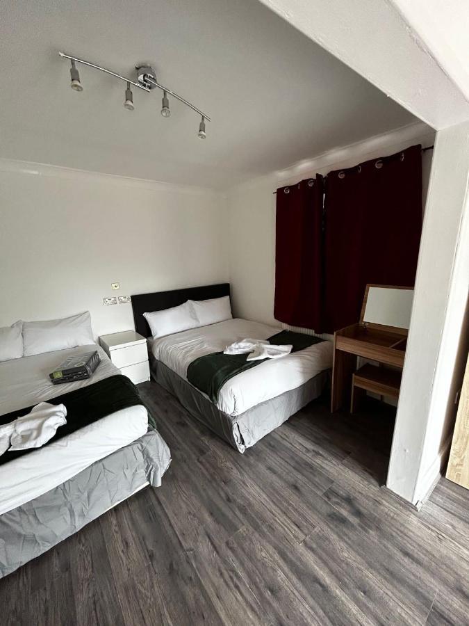 The Ruislip Apartment Exterior foto
