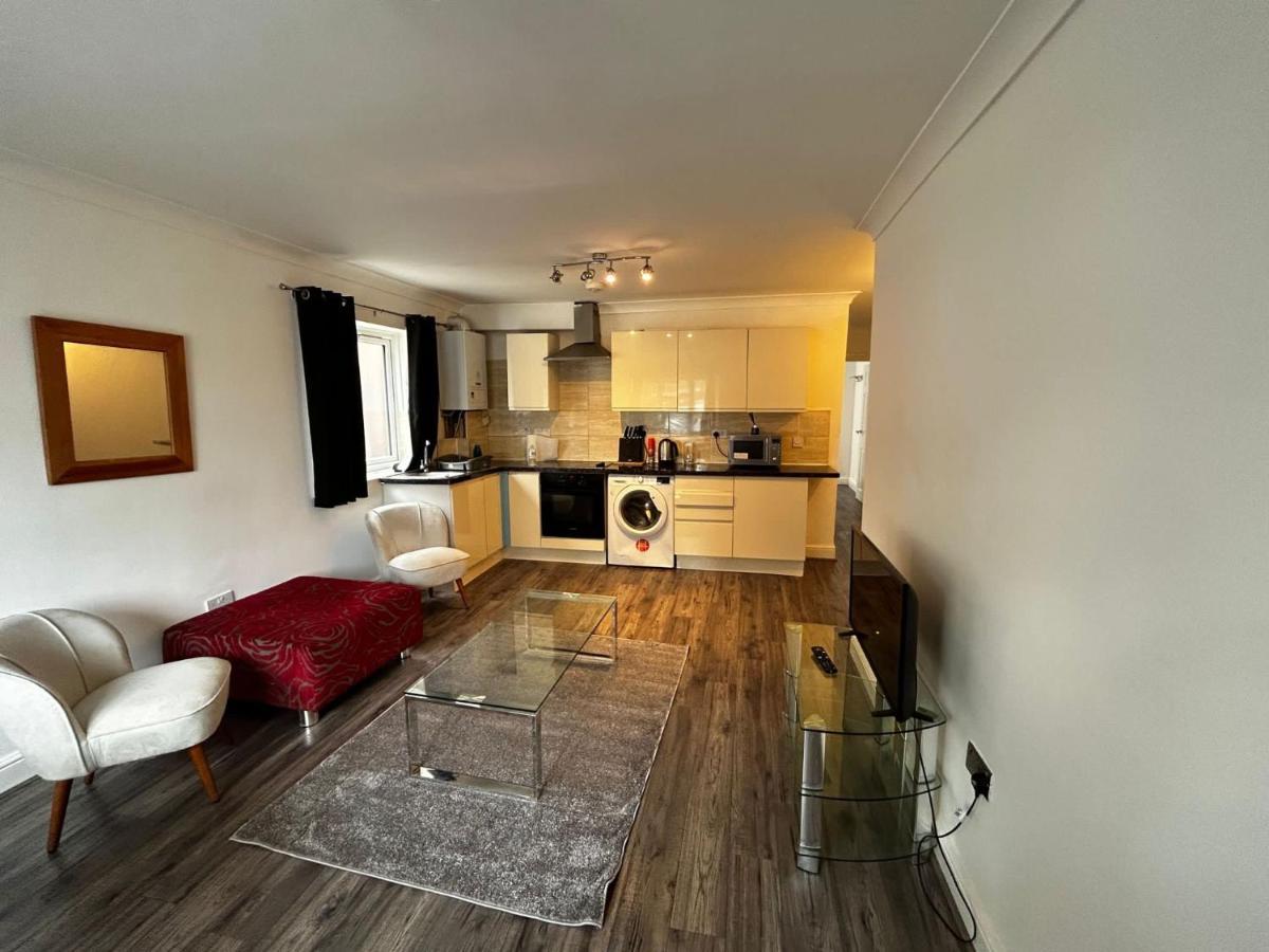 The Ruislip Apartment Exterior foto